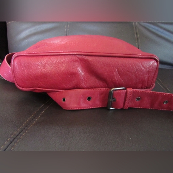 Sticks and Stones City Bag Red Leather fold down Crossbody Flap Purse - Picture 9 of 12